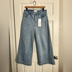 Risen Lori wide leg light wash jeans 13/31 NWT